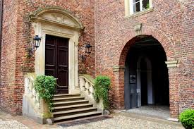 courtyard.jpg