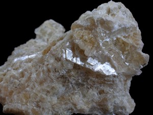 shutterstock1723073968 mica.jpg