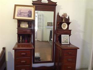 Dressing_Table_at_Bhai_Vir_Singh_Memorial.jpg